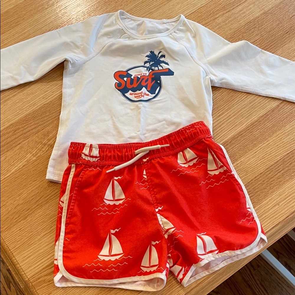 Boys Size 3-5 Surf Rash Guard and Shorts Set